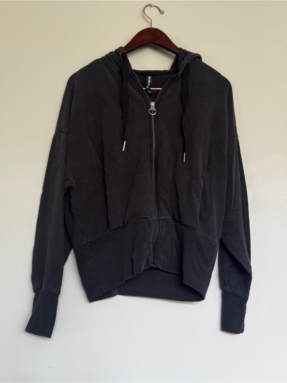 Athleta Balance Full Zip Hoodie Black Tencel Thumbholes M - Picture 2 of 9